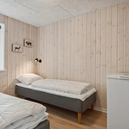 Vakantiehuis Stunning In W/ Wifi&2 Bedrooms *