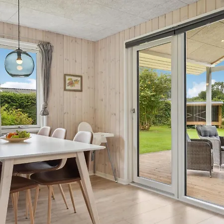 Vakantiehuis Stunning In W/ Wifi&2 Bedrooms Hejls